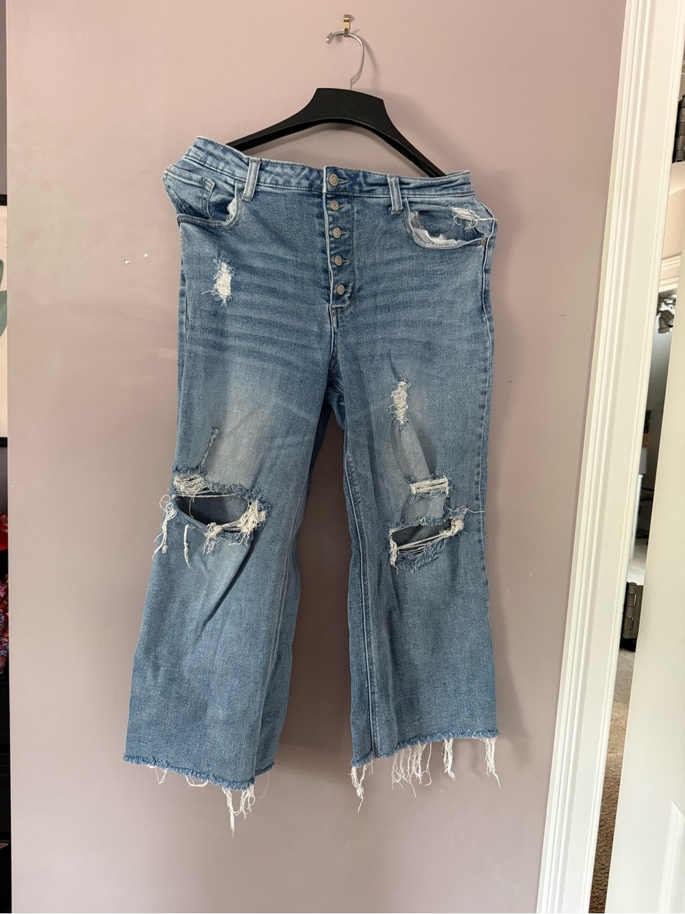 SO Distressed Light Blue Wide-Leg Jeans